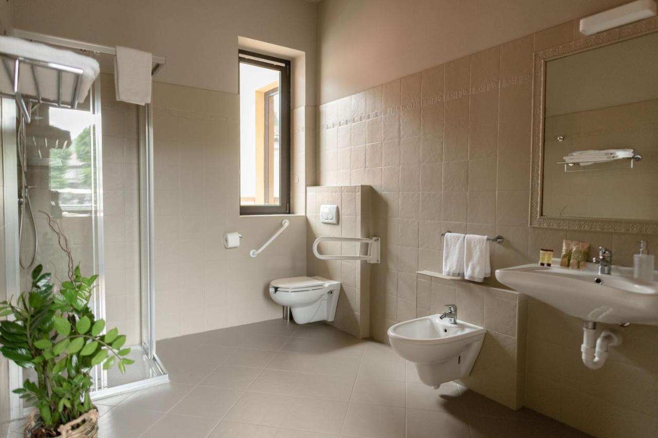 Trepiasi Hotel Cortemilia Екстериор снимка